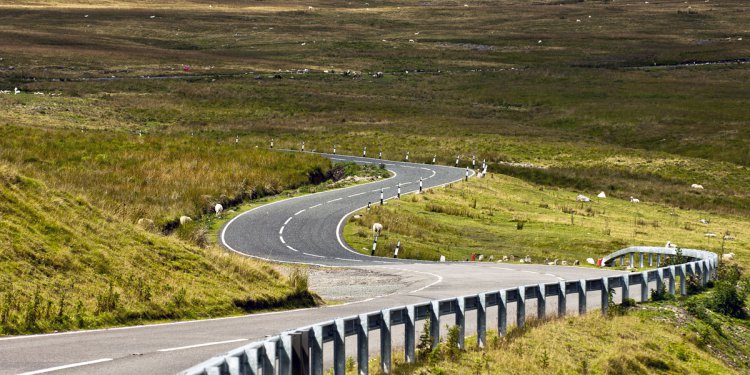 Best Places and Scenic Drives in the UK for Summer